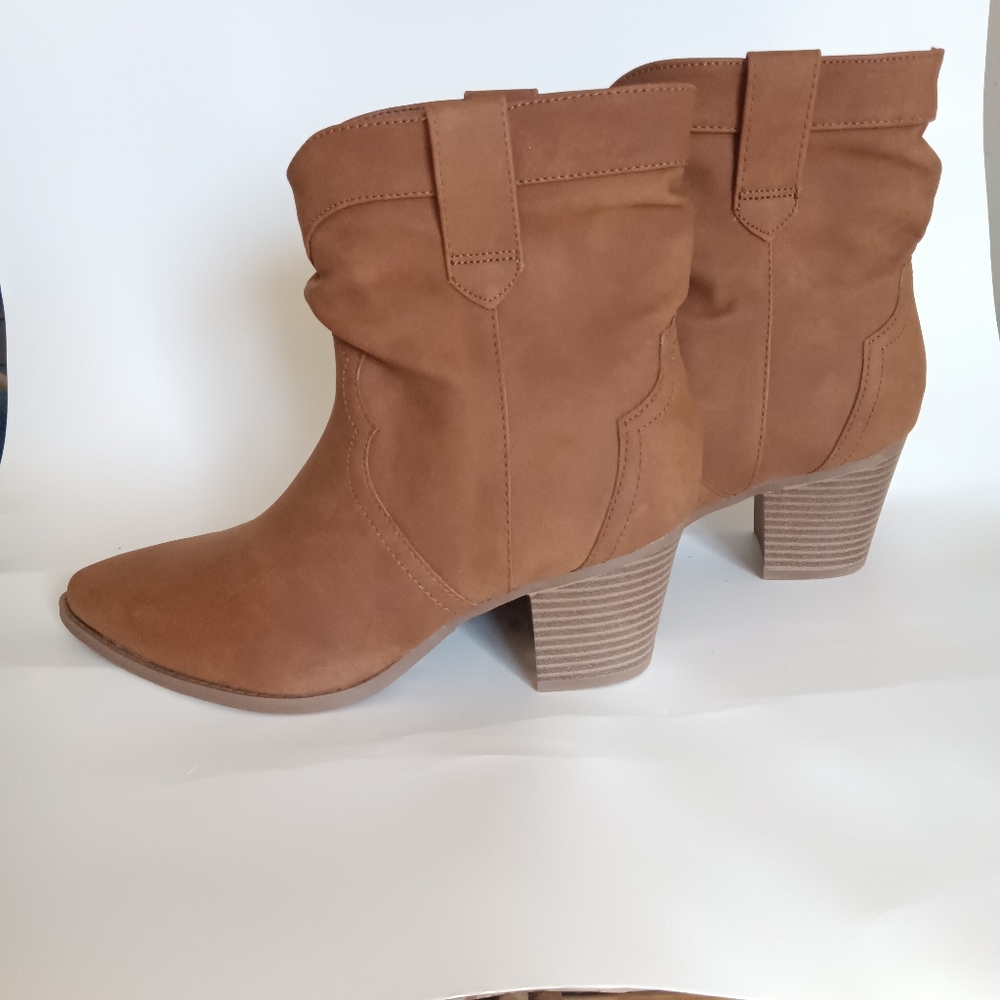 Women's western slouch boots
